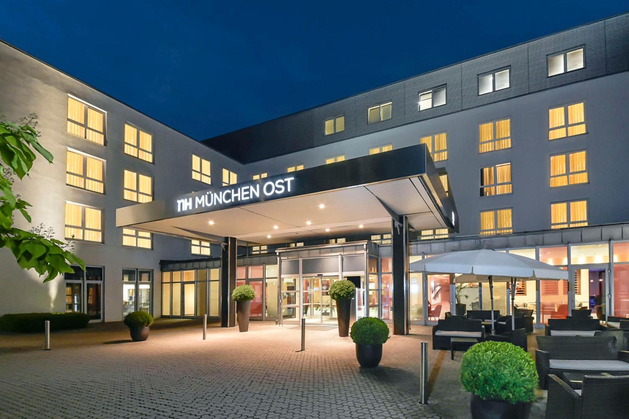 Nh Muenchen Ost Conference Center Hotel Ашхайм Екстериор снимка