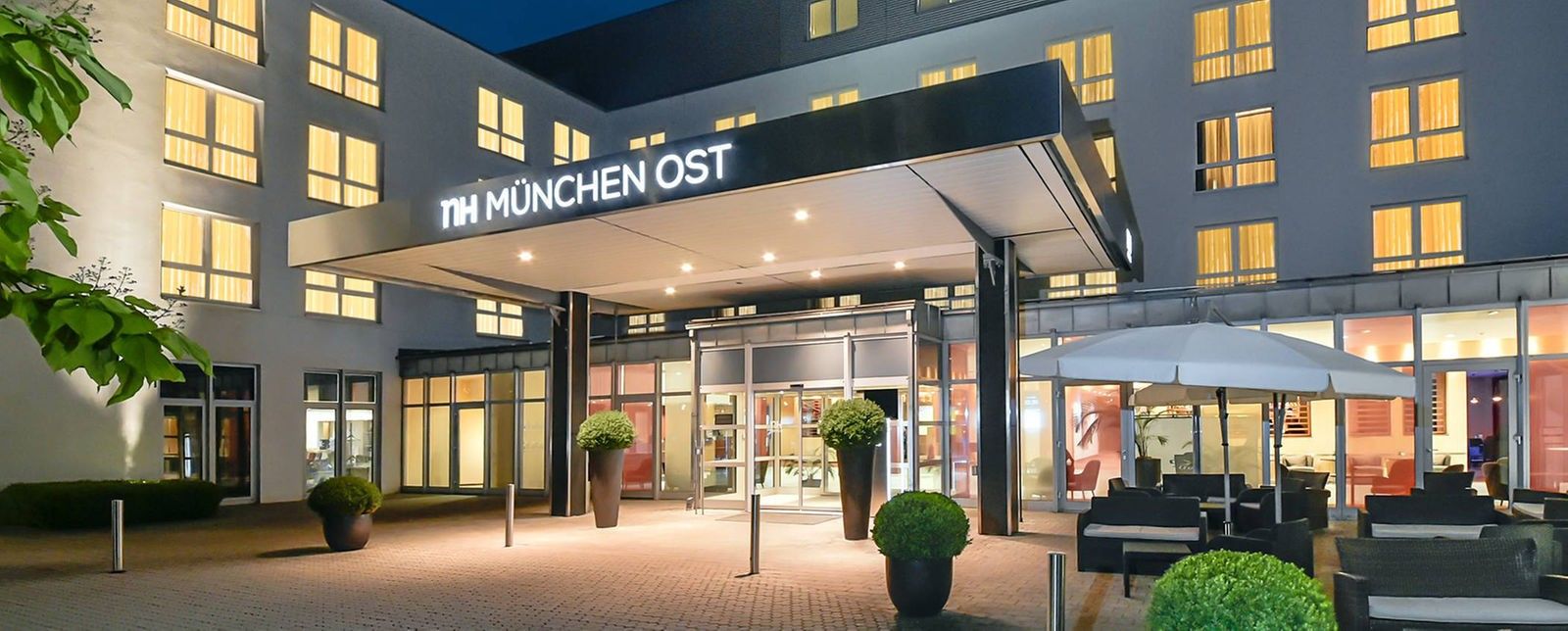 Nh Muenchen Ost Conference Center Hotel Ашхайм Екстериор снимка